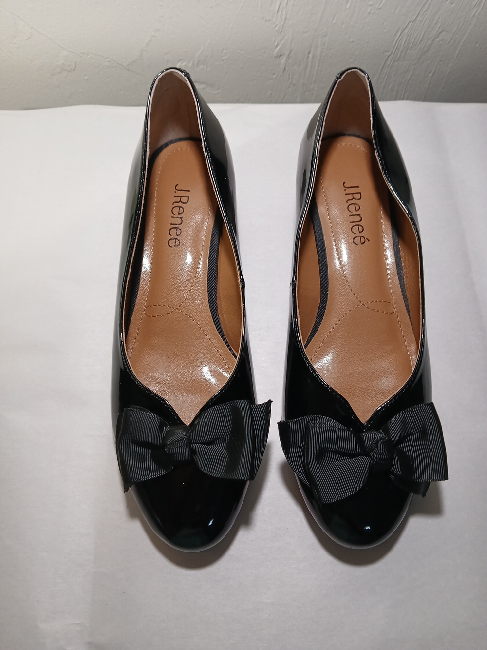 J.Renee "Cameo" Black Patent Low Block Heel Pumps Sz. 8M